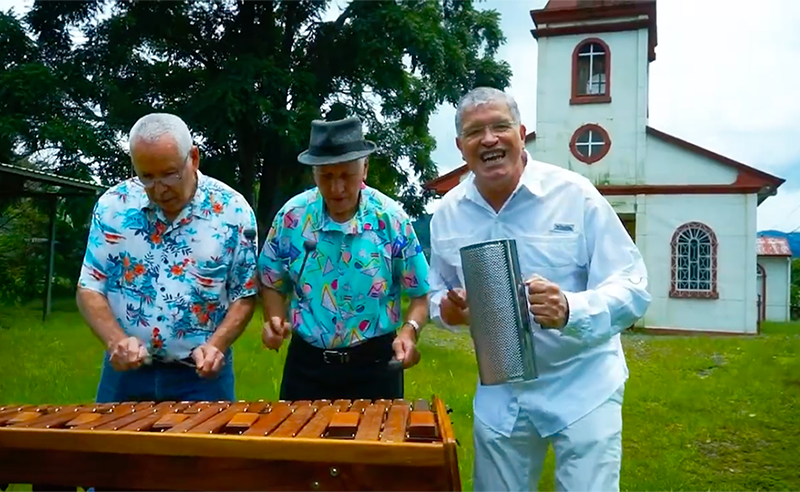 26 octubre: “Costa Rica baila y canta”. Con Carlos Guzmán y César López.