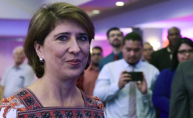 16 de mayo: Edna Camacho, coordinadora del equipo económico de Carlos Alvarado. Por qué es conveniente o por qué no debería serlo, aceptar su recomendación o más bien, desdeñarla ¿Se trata de un conflicto de interés?