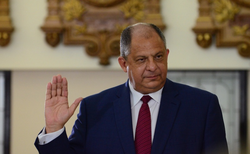 21 de setiembre: Luis Guillermo Solís tras su comparecencia en el Congreso