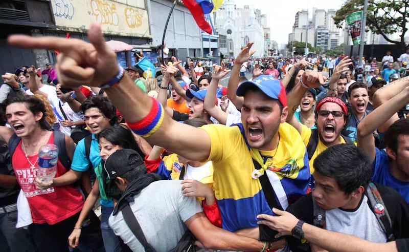 Las manifestaciones en contra de Nicolás Maduro por toda Venezuela, con Pablo Barahona.