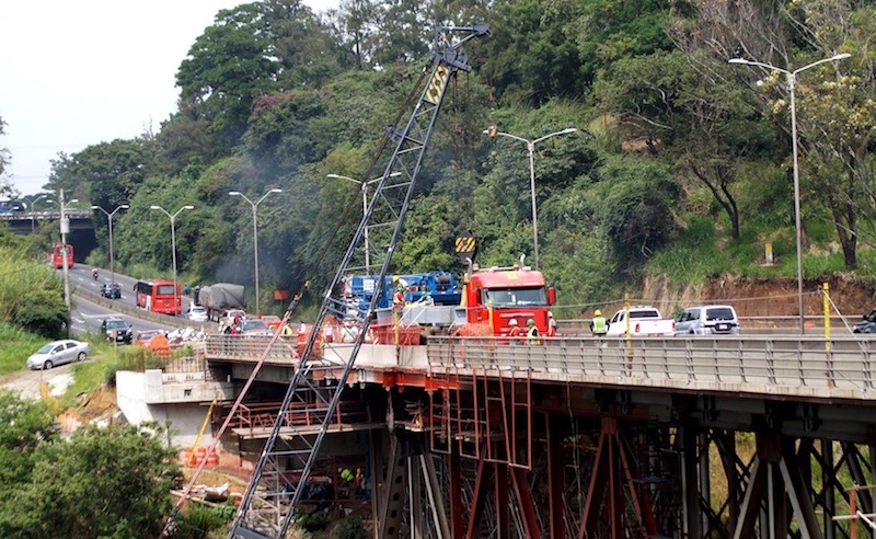 Un modelo socioambiental para replantear la sustentabilidad de Costa Rica, con el Dr. Allan Astorga-Gättgens.