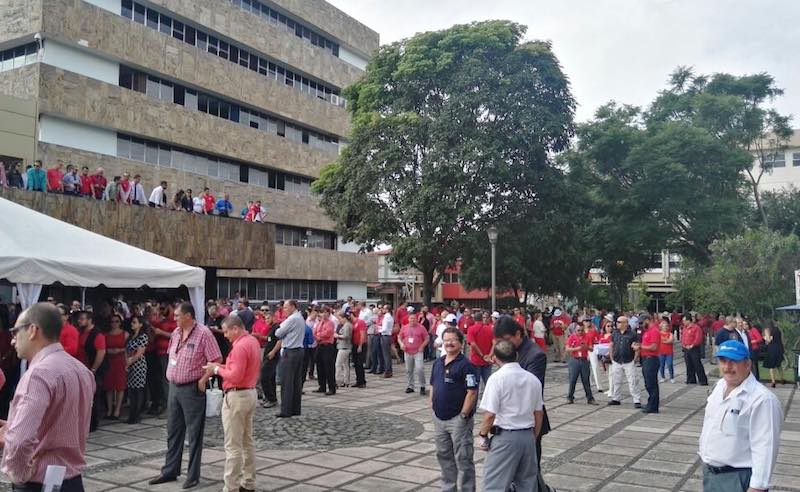 El final de la huelga del Poder Judicial, con el Presidente de la Corte Suprema de Justicia Carlos Chinchilla y con Ronald Segura, Presidente de la Asociación Costarricense de Fiscales (ACOFI)