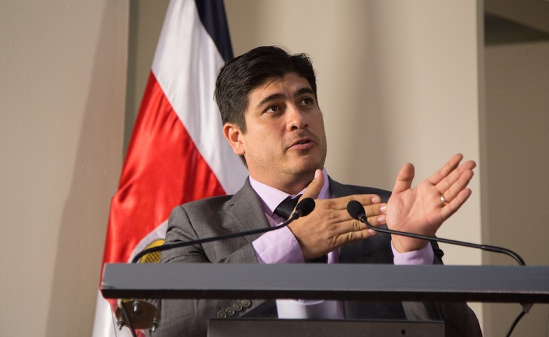 Carlos Alvarado, precandidato del PAC, candidato del oficialismo