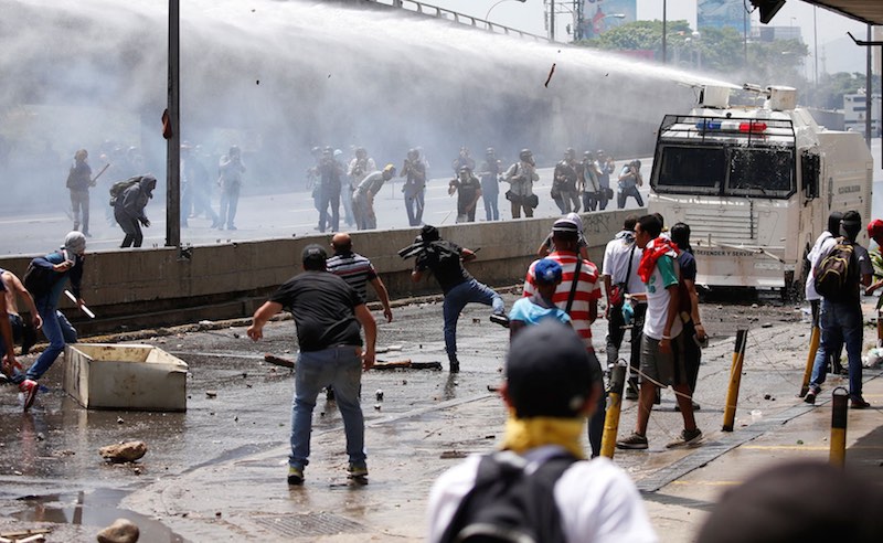 La crisis venezolana y la convulsión política en Sudamérica, con Juan Pablo Navarrete