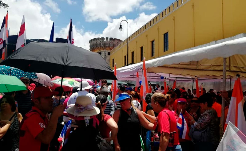 18 Setiembre: se abre una ventana de diálogo preliminar, con Víctor Morales Mora y Erwen Masís 